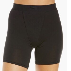 Skims Womens Boxers